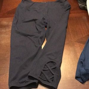 Navy blue Capri leggings xl balance collection